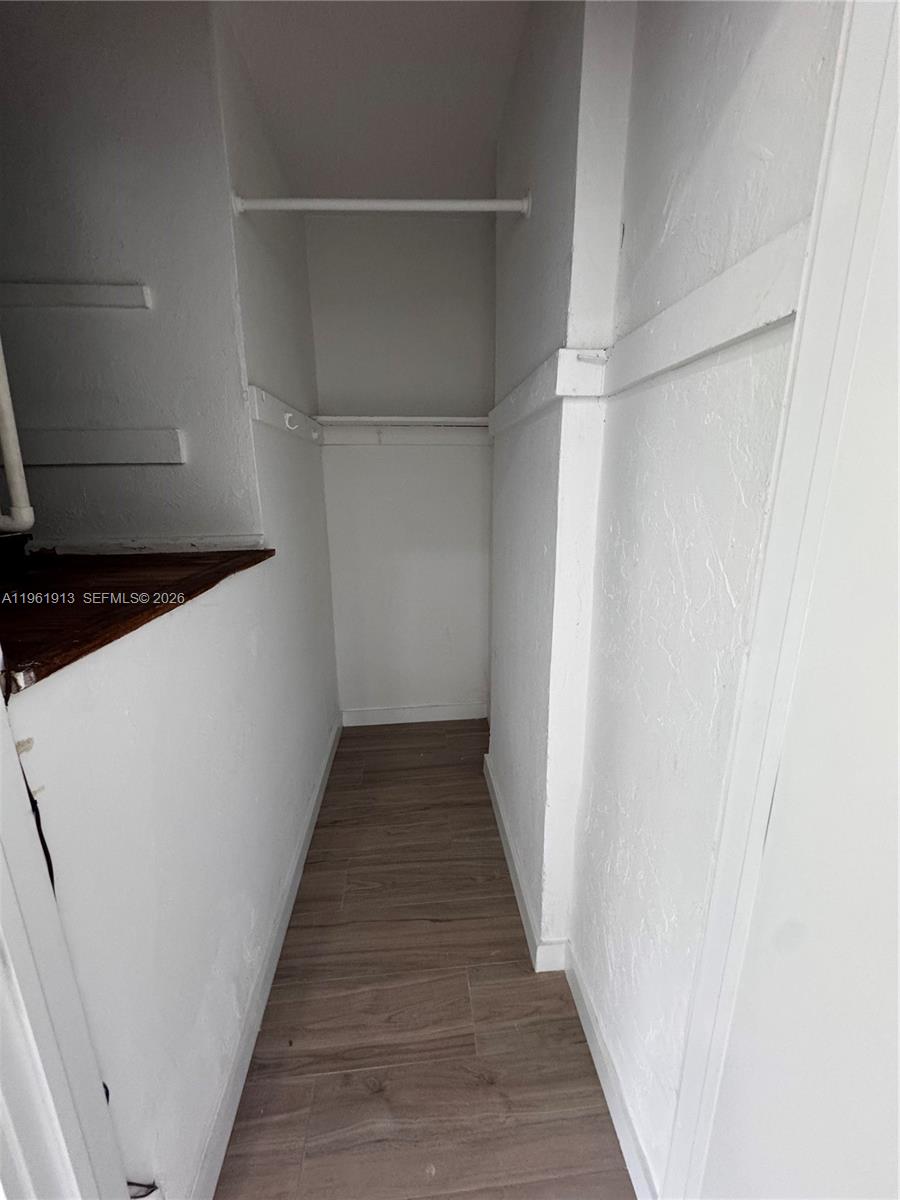 2855 Royal Palm Ave #4 Miami Beach, FL 33140