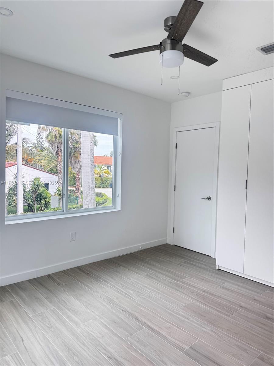 2855 Royal Palm Ave #4 Miami Beach, FL 33140