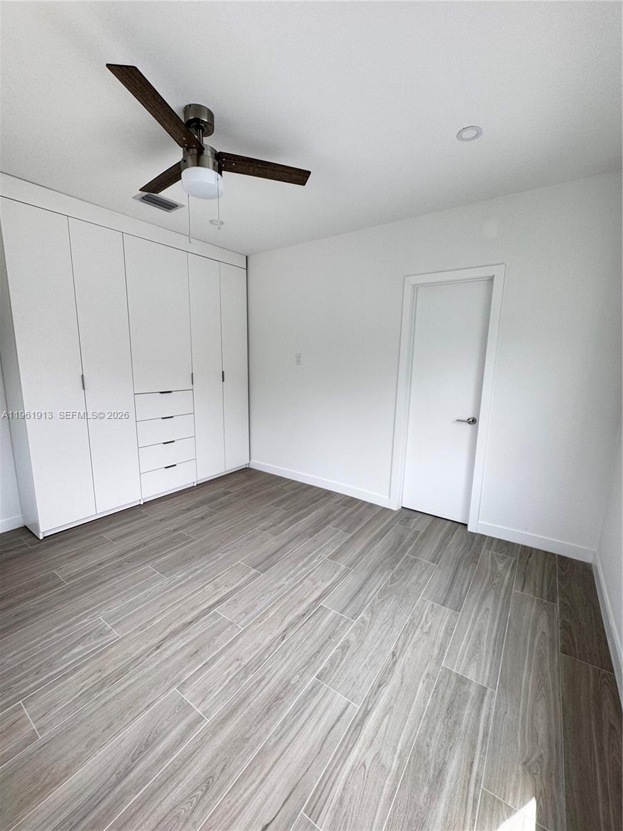 2855 Royal Palm Ave #4 Miami Beach, FL 33140