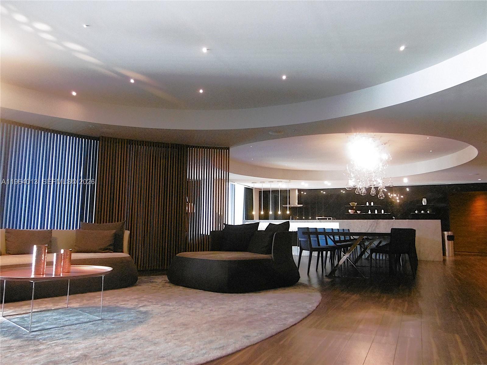 image Reach Brickell City Centre46