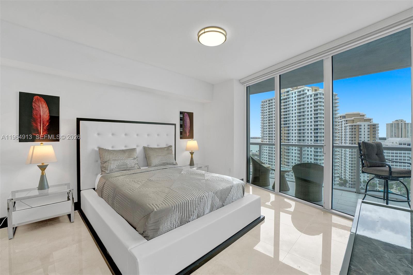 image Icon Brickell I22