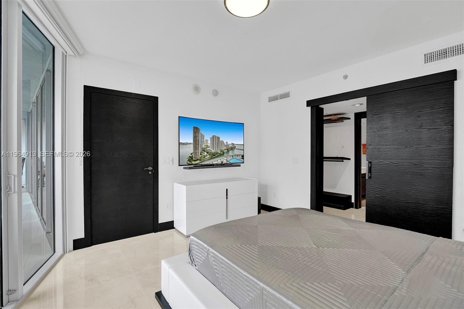 image Icon Brickell I25