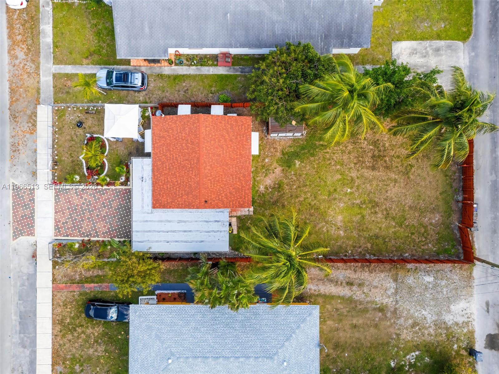 2210 Roosevelt St Hollywood, FL 33020