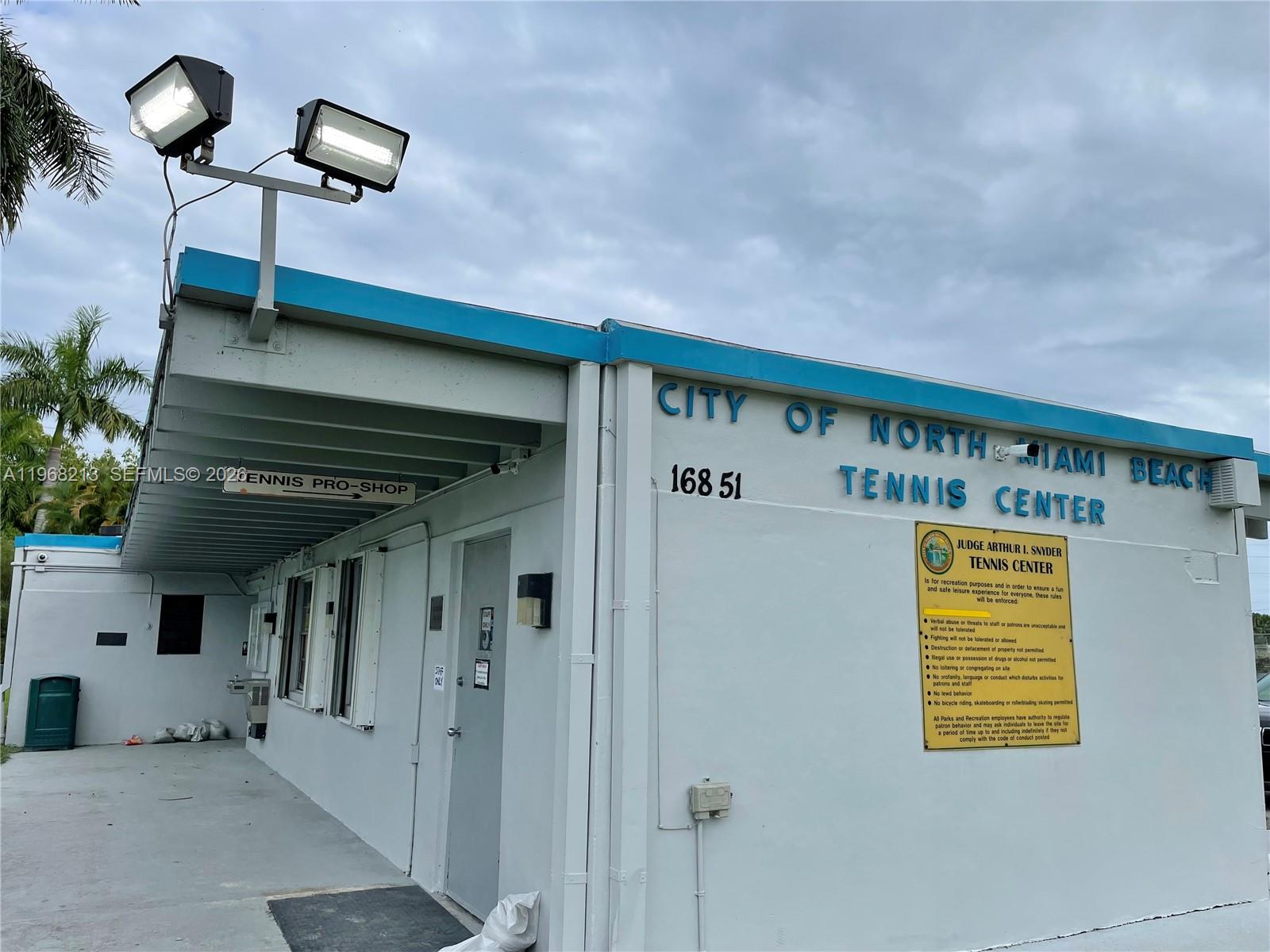 16950 W Dixie Hwy #A322 North Miami Beach, FL 33160