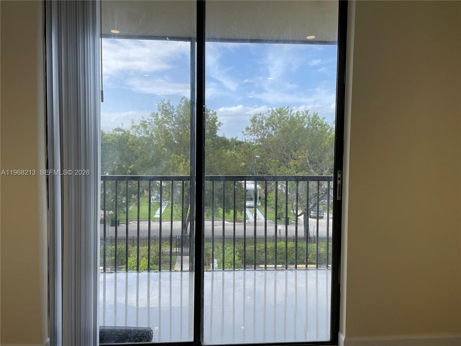 16950 W Dixie Hwy #A322 North Miami Beach, FL 33160