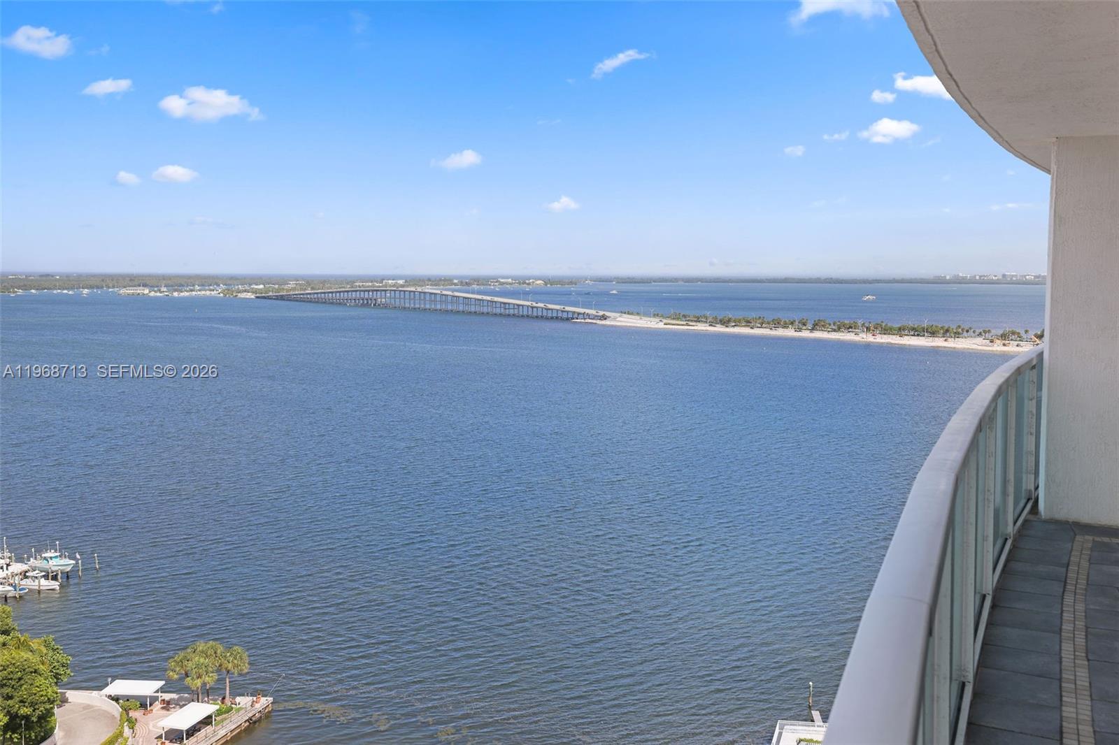 image Skyline on Brickell12