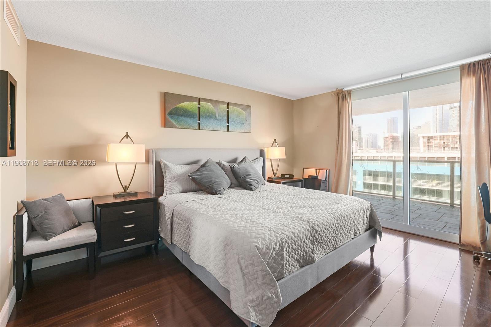 image Skyline on Brickell13