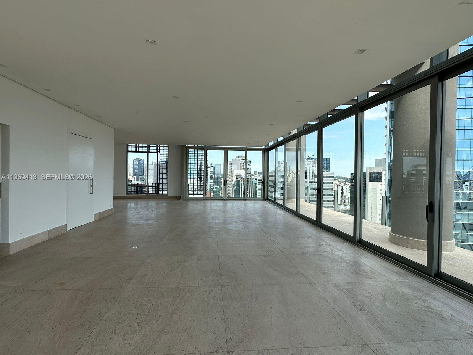 623 Rua Leopoldo Couto De Magalhães Júnior #23 