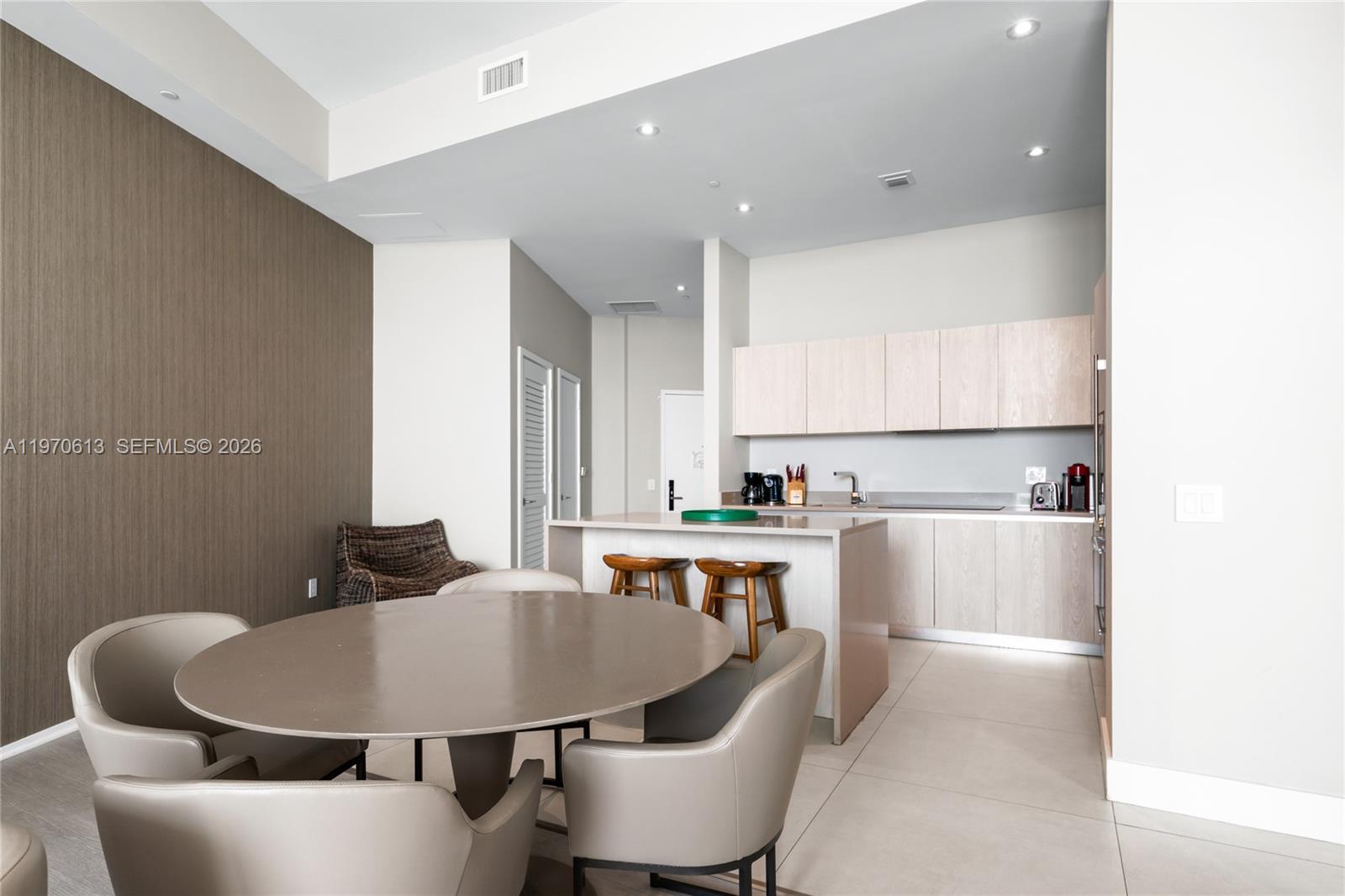 4111 S Ocean Dr #702 Hollywood, FL 33019