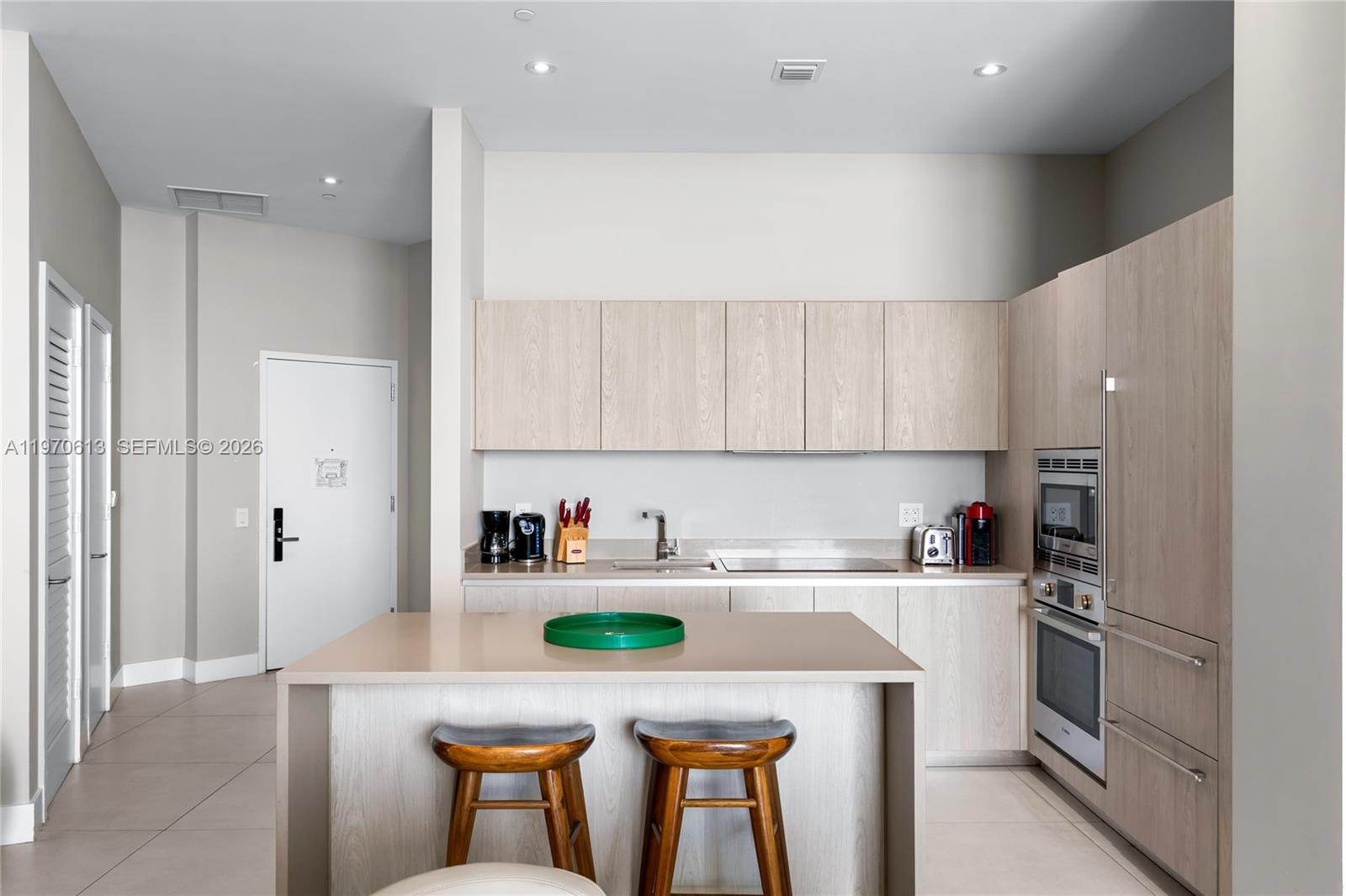 4111 S Ocean Dr #702 Hollywood, FL 33019