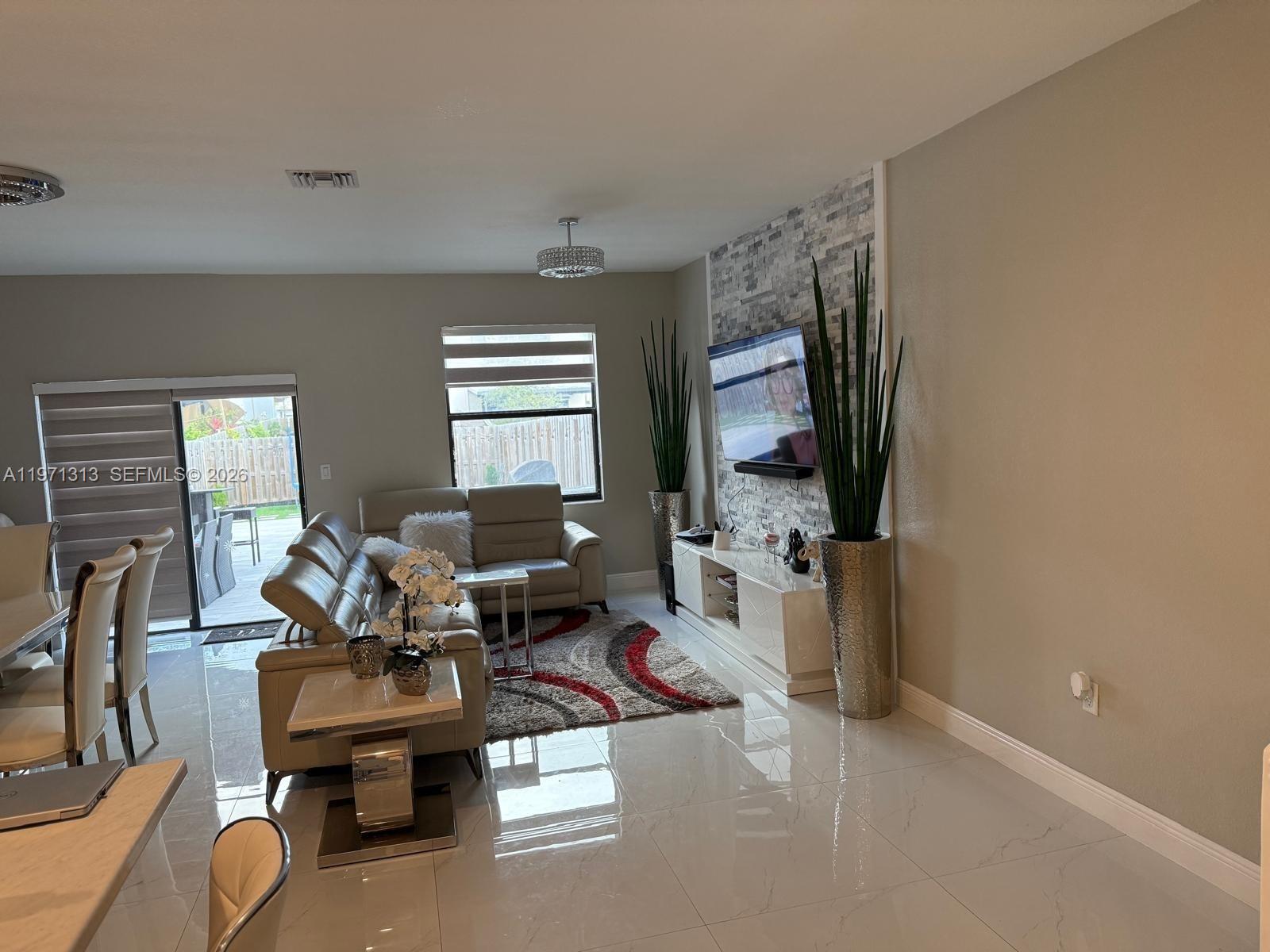 25265 SW 109th Ave #25265 Homestead, FL 33032