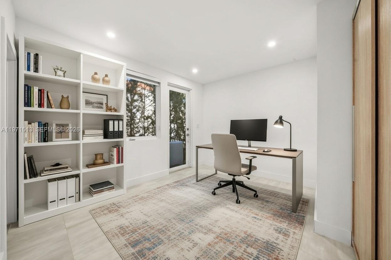 3166 Royal Palm Ave Miami Beach, FL 33140