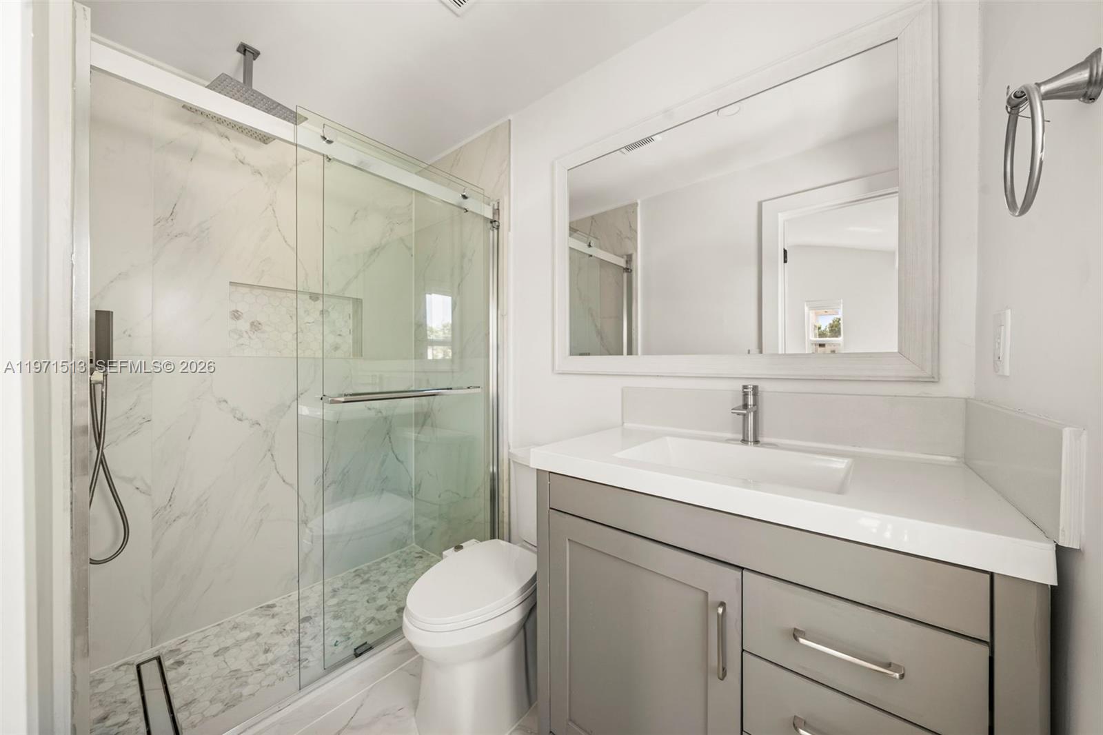 3166 Royal Palm Ave Miami Beach, FL 33140