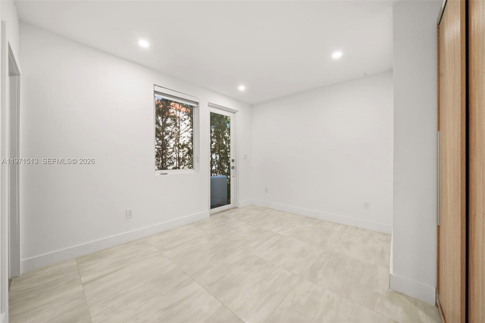 3166 Royal Palm Ave Miami Beach, FL 33140