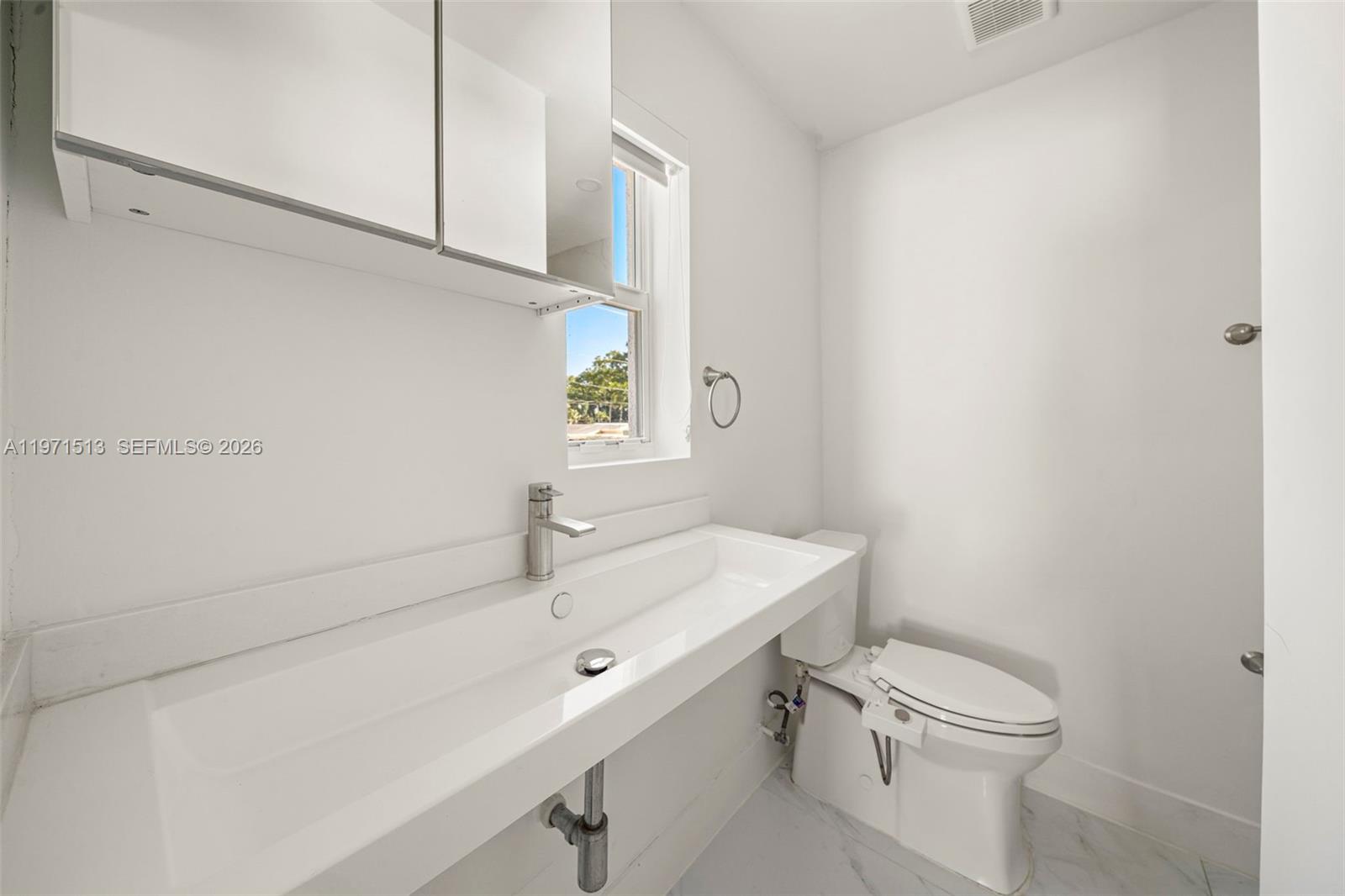 3166 Royal Palm Ave Miami Beach, FL 33140