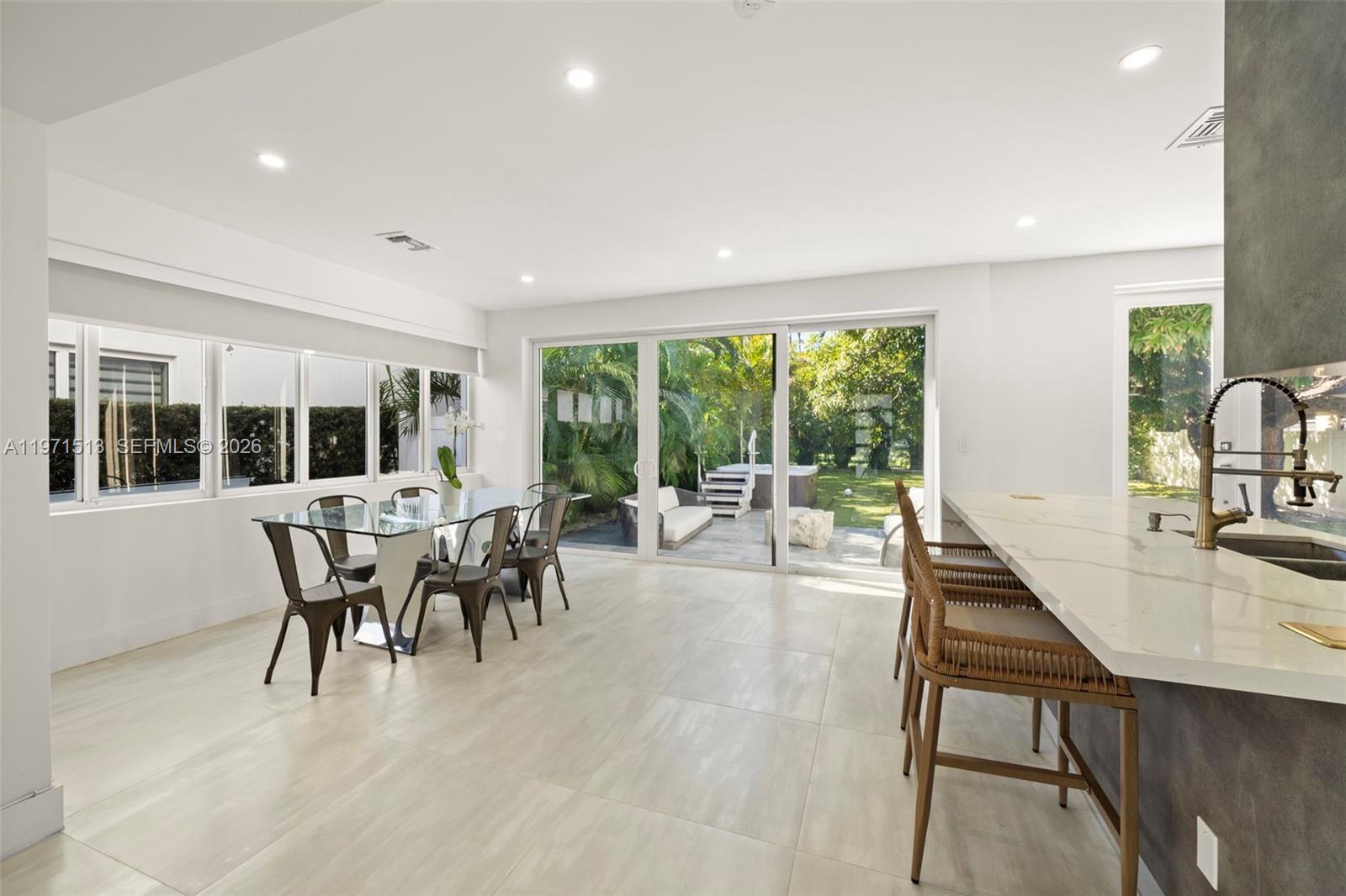 3166 Royal Palm Ave Miami Beach, FL 33140