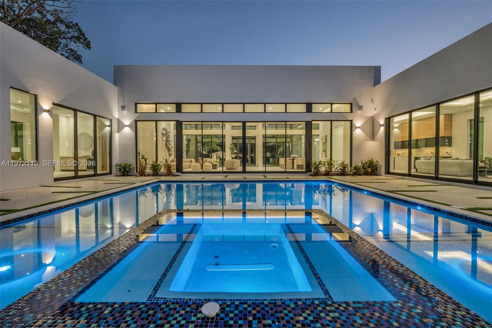 11395 SW 88th Ave Miami, FL 33176