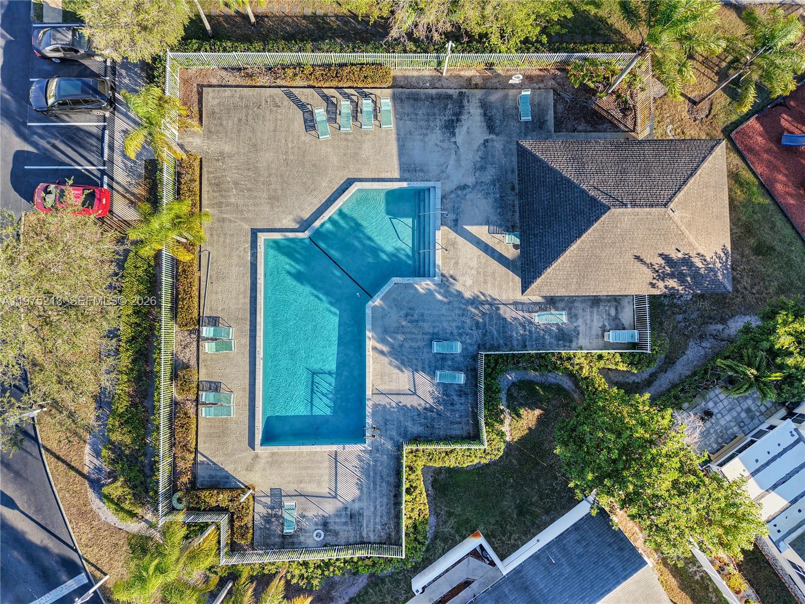 20775 NW 1st St Pembroke Pines, FL 33029