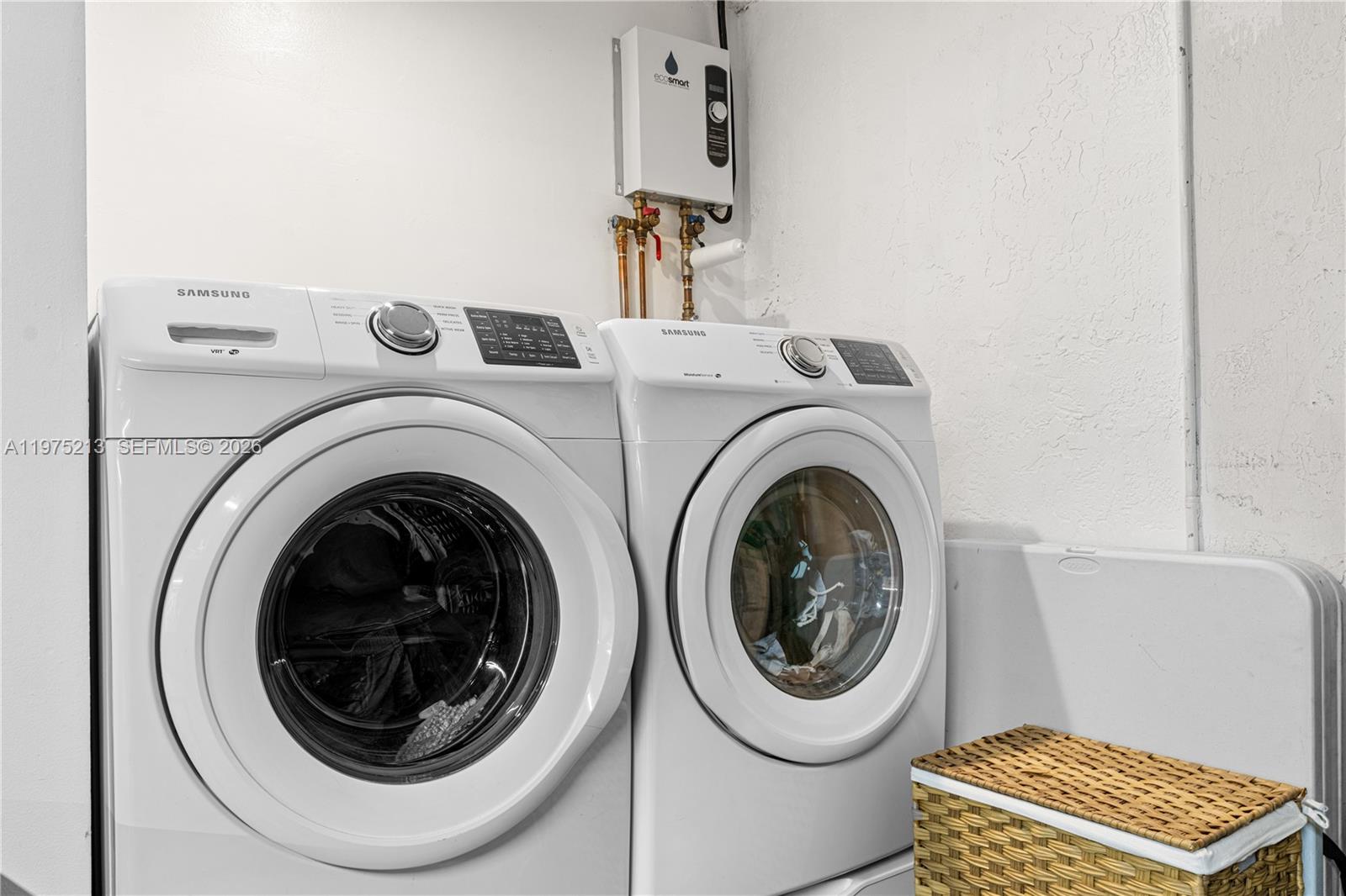 20775 NW 1st St Pembroke Pines, FL 33029