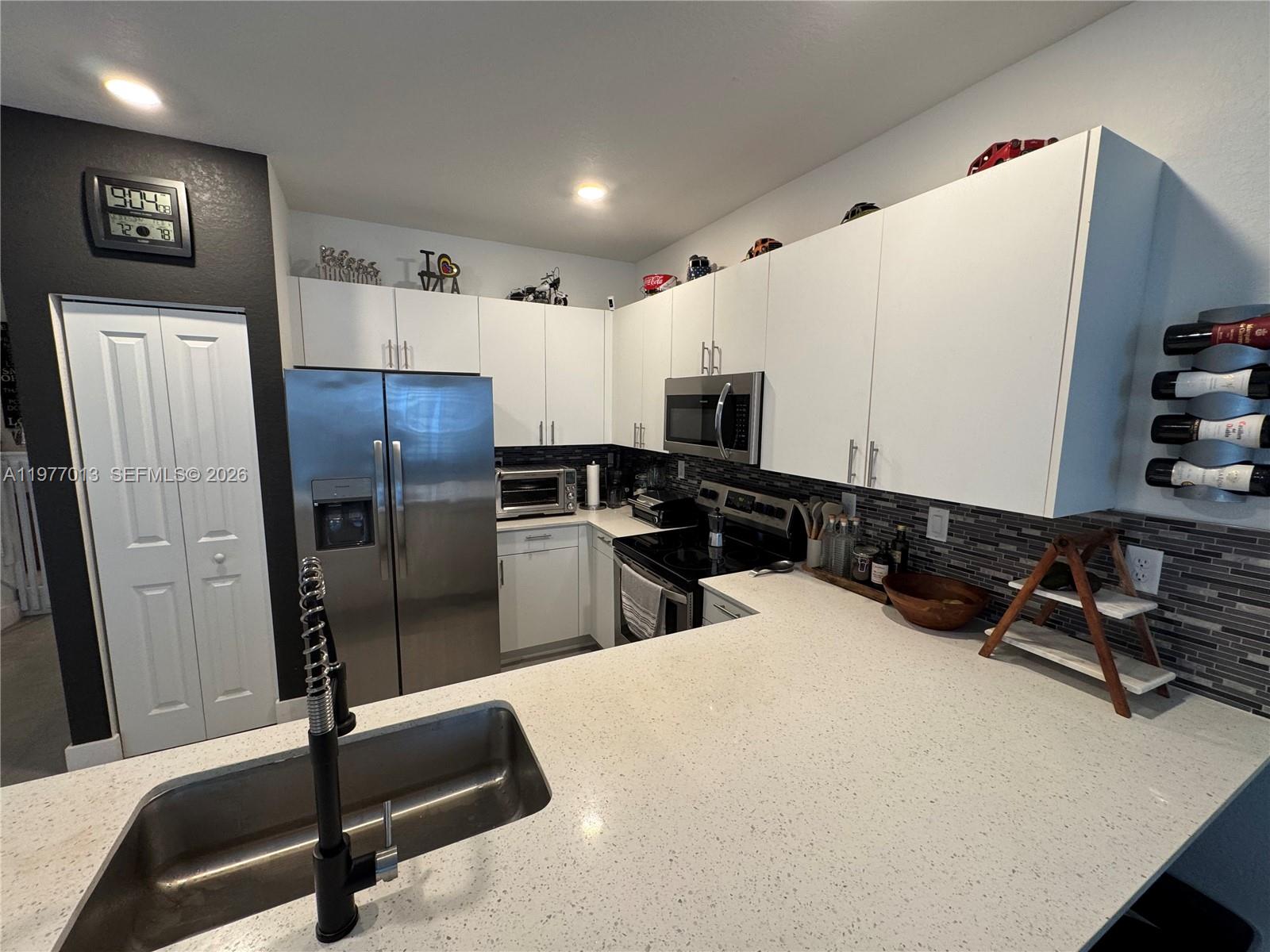 2604 SE 19th St Homestead, FL 33035