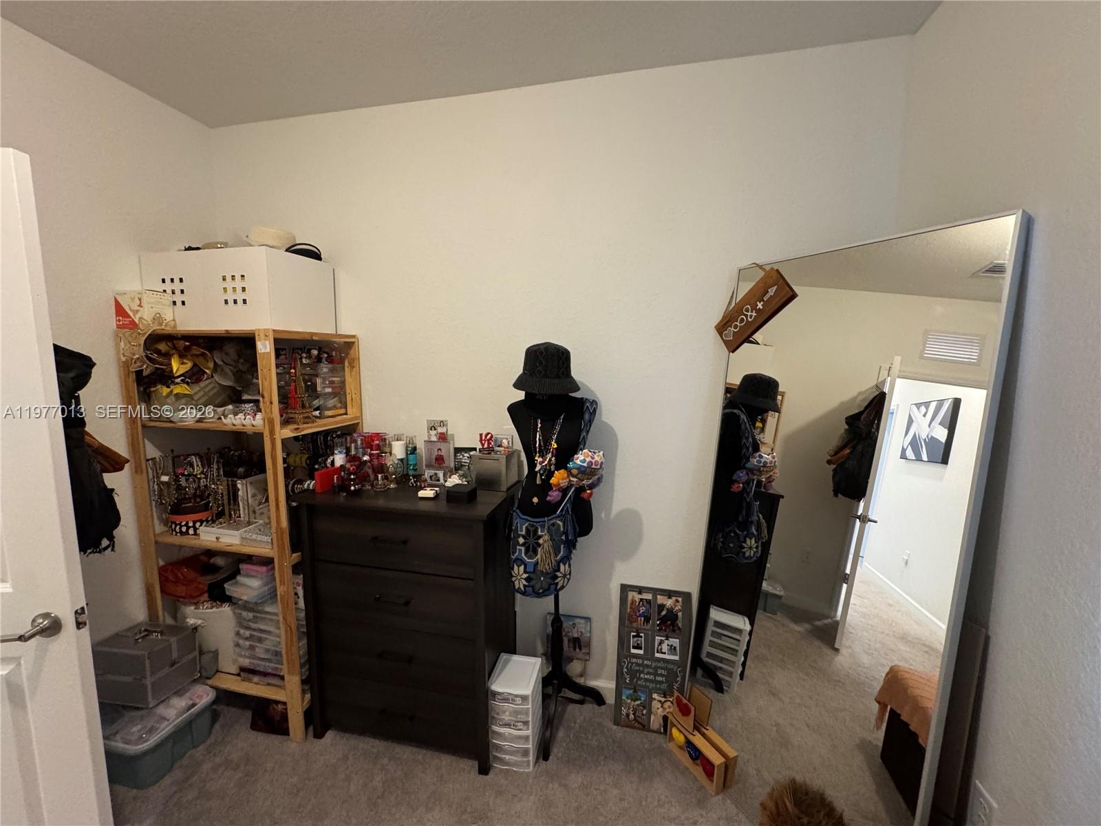 2604 SE 19th St Homestead, FL 33035