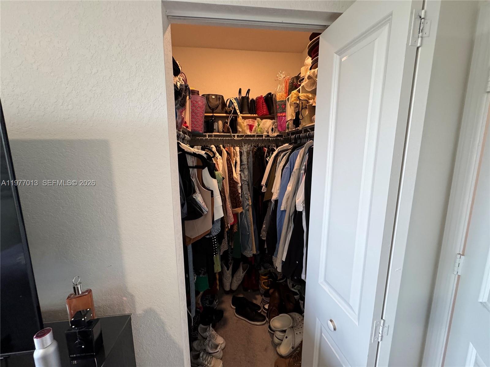 2604 SE 19th St Homestead, FL 33035