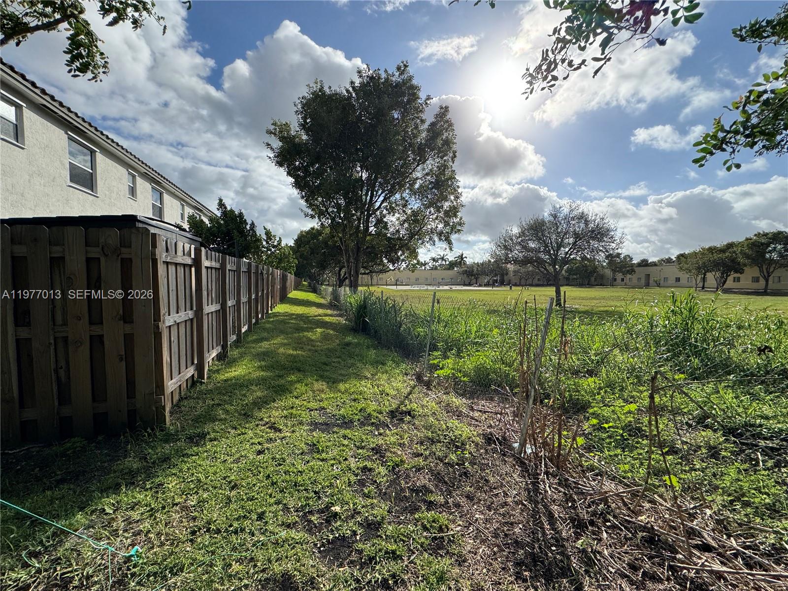 2604 SE 19th St Homestead, FL 33035