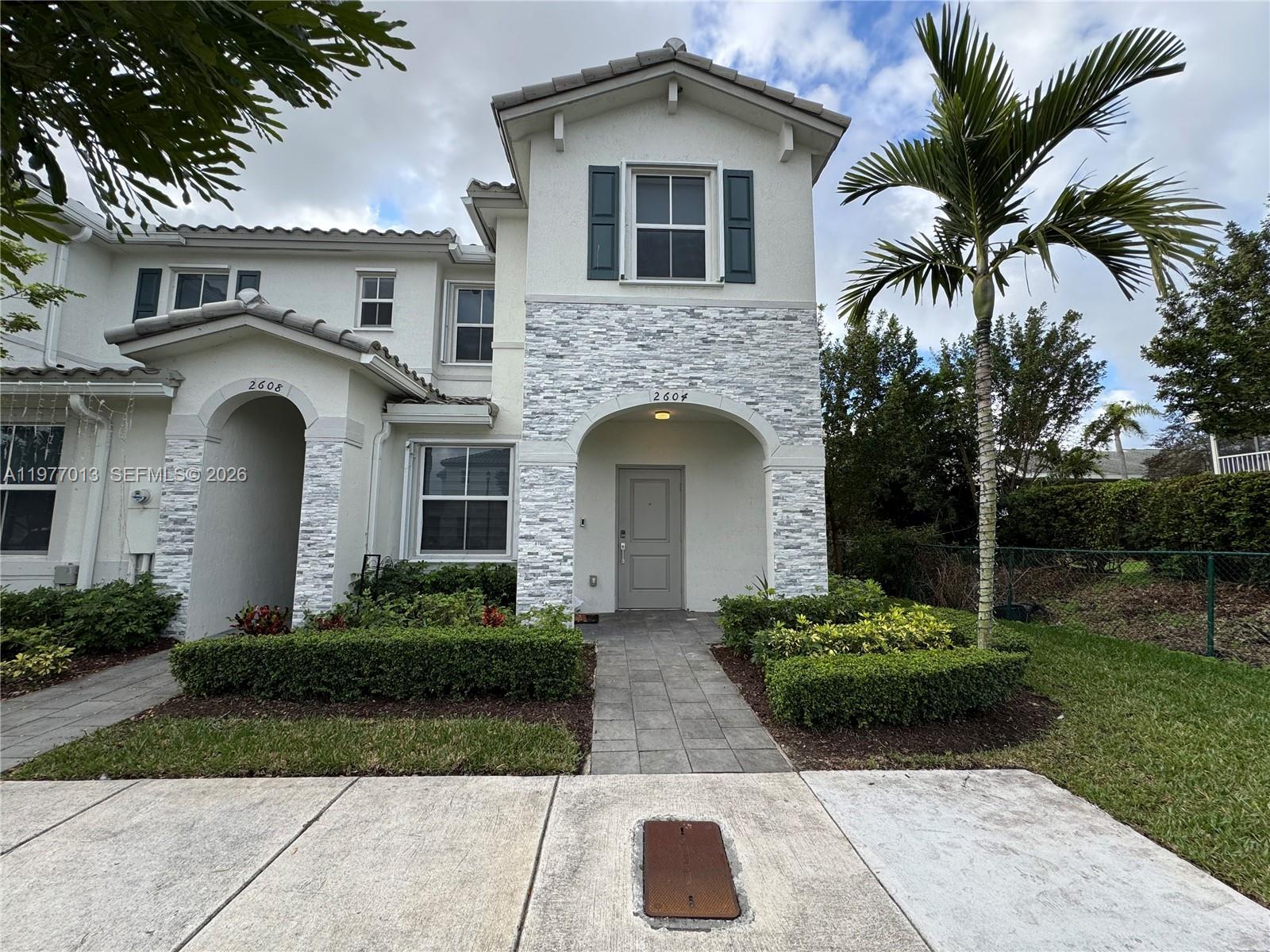 2604 SE 19th St Homestead, FL 33035