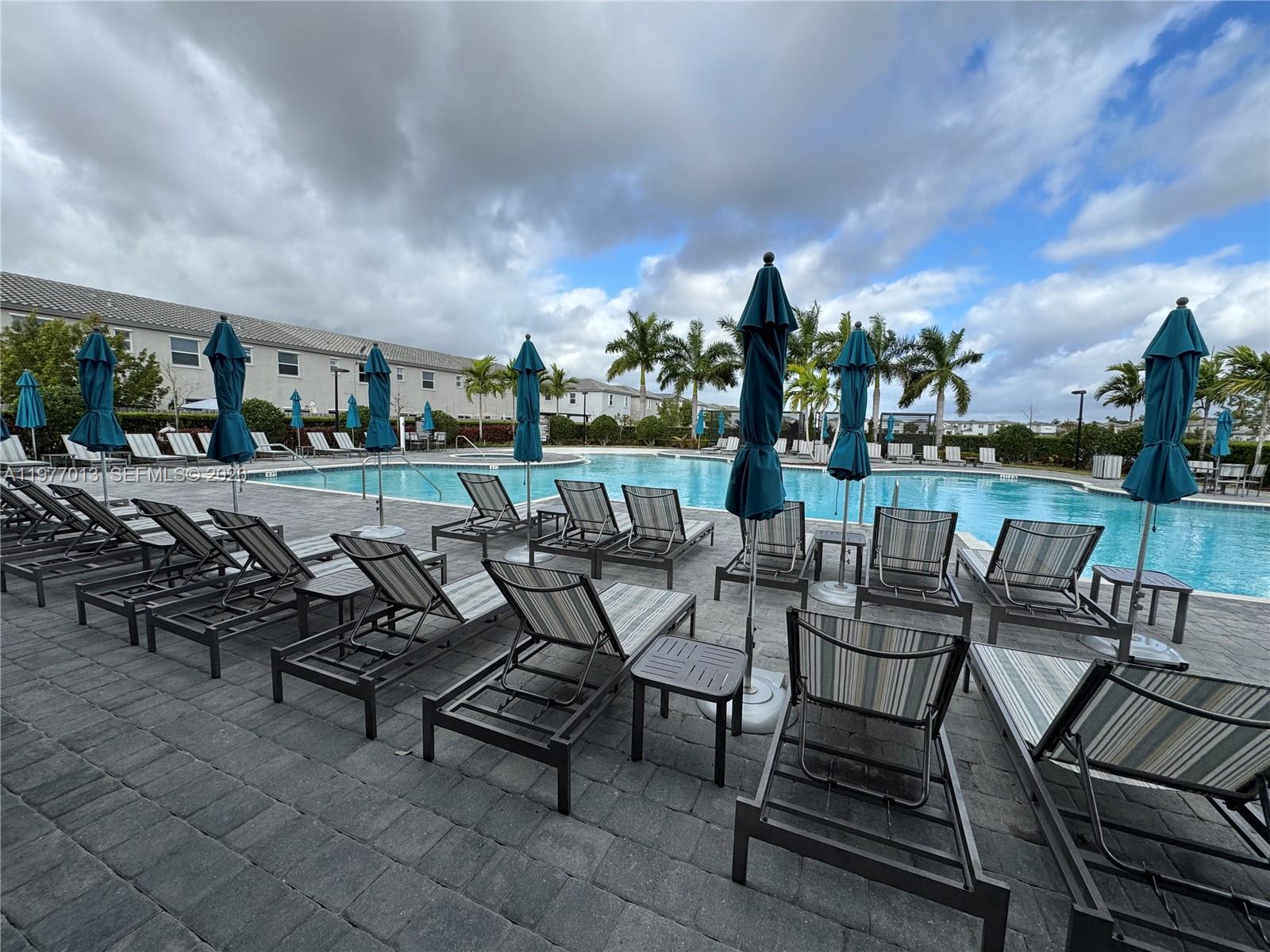 2604 SE 19th St Homestead, FL 33035