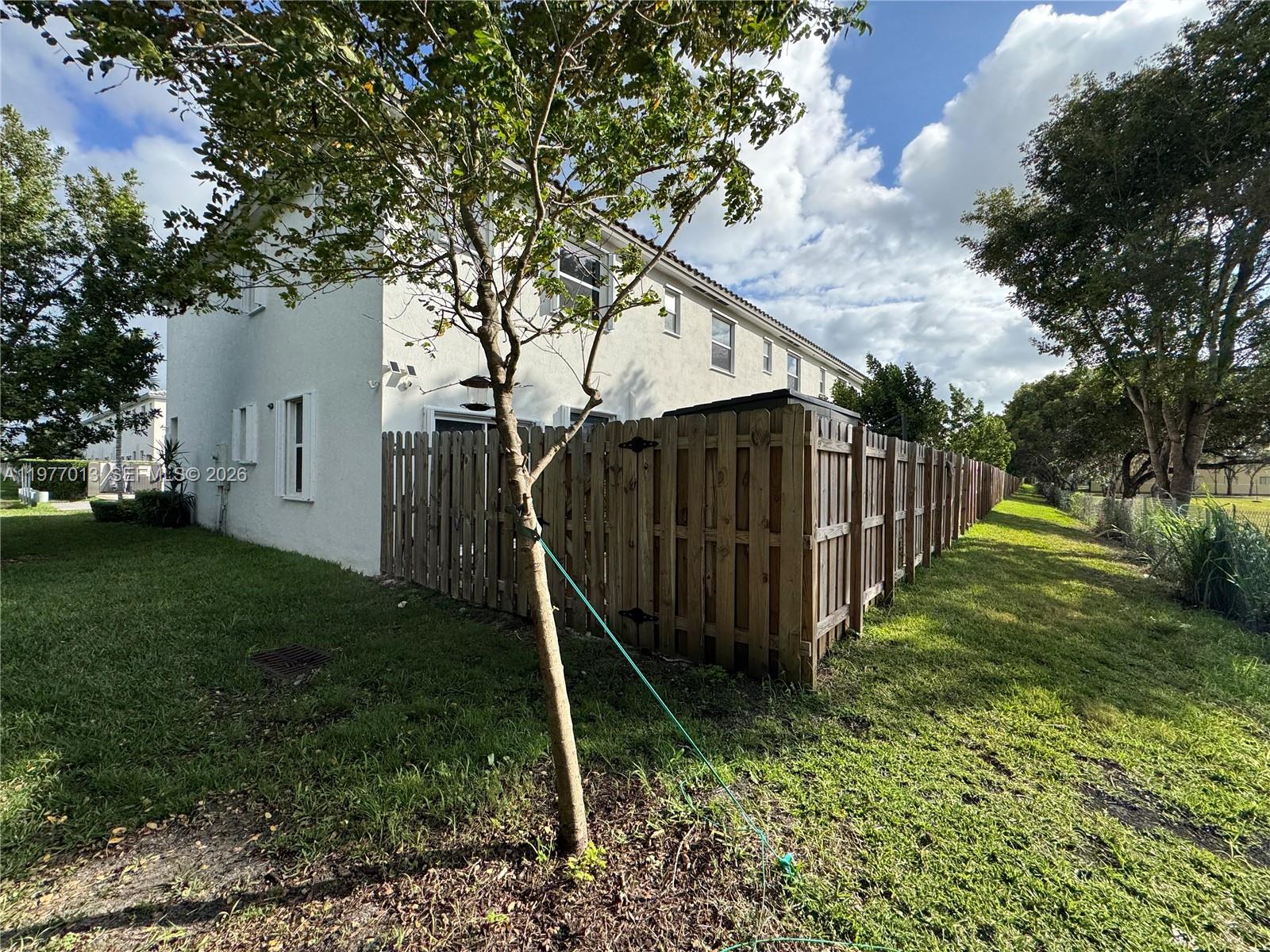2604 SE 19th St Homestead, FL 33035