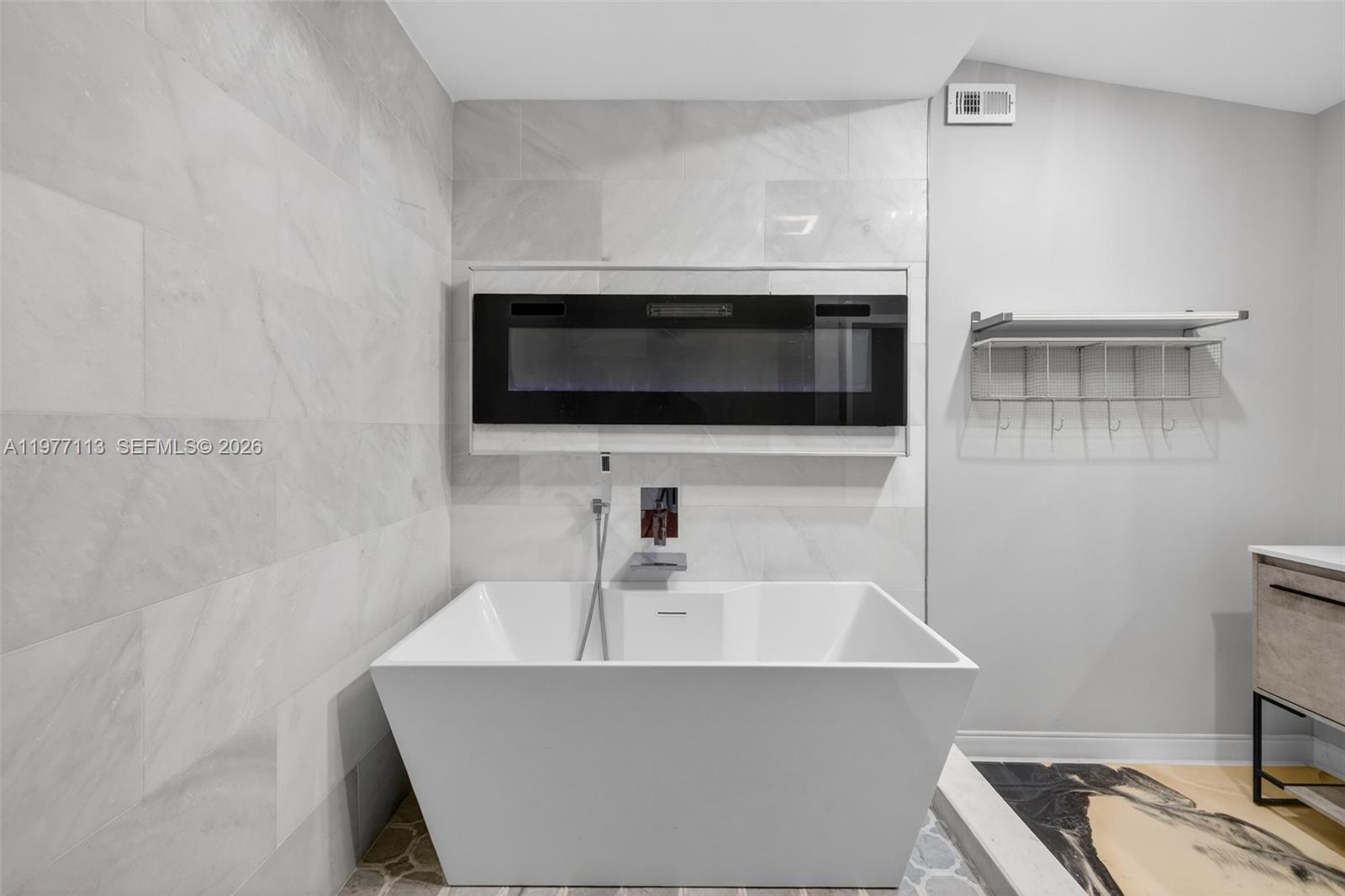 2436 Cat Cay Ln Fort Lauderdale, FL 33312