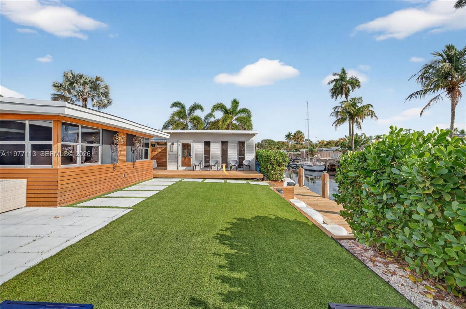 2436 Cat Cay Ln Fort Lauderdale, FL 33312