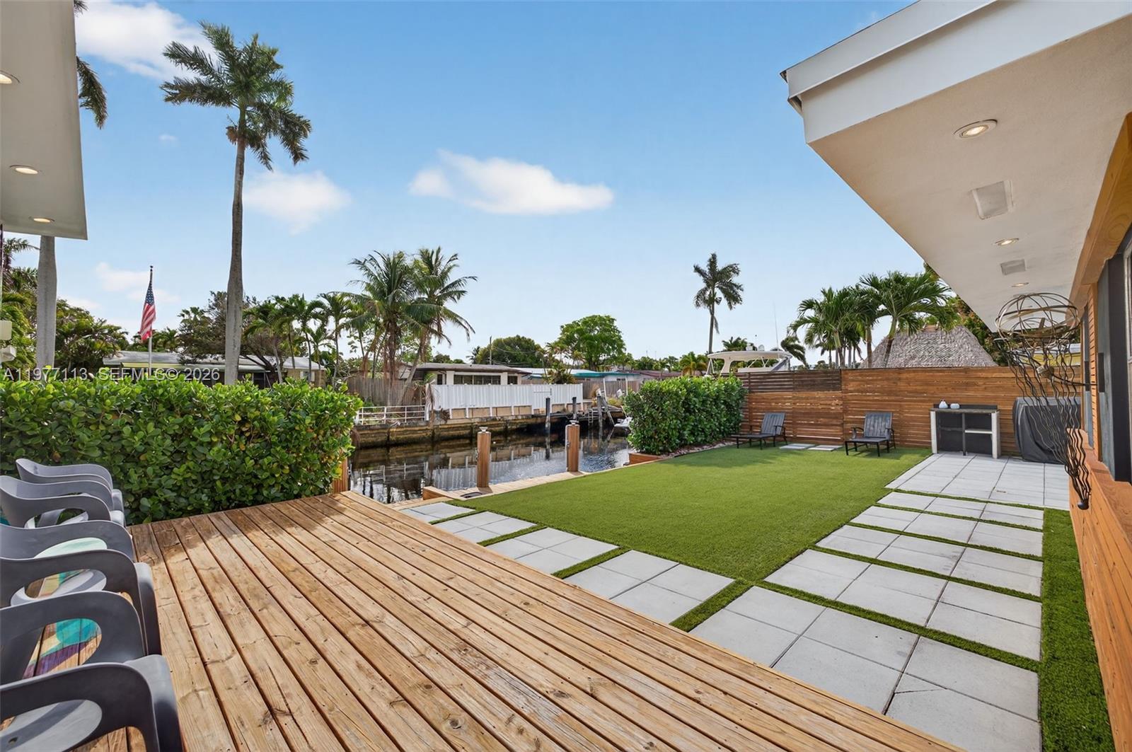 2436 Cat Cay Ln Fort Lauderdale, FL 33312