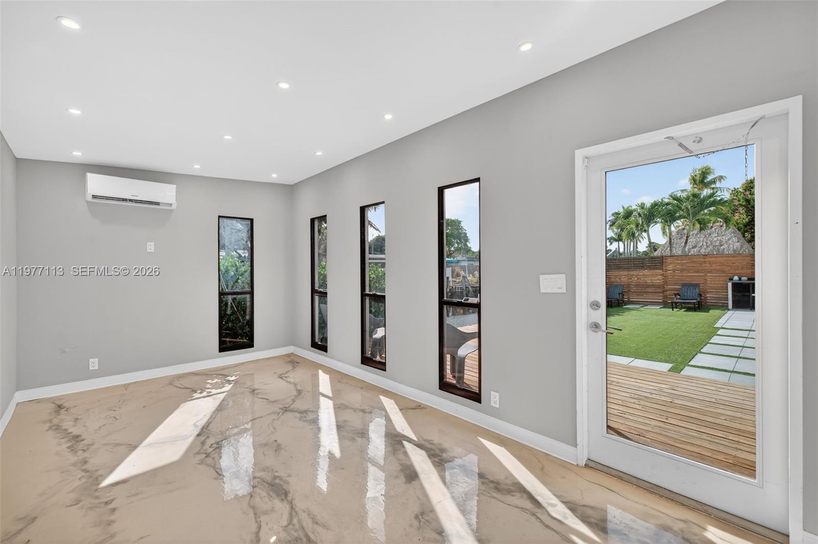 2436 Cat Cay Ln Fort Lauderdale, FL 33312