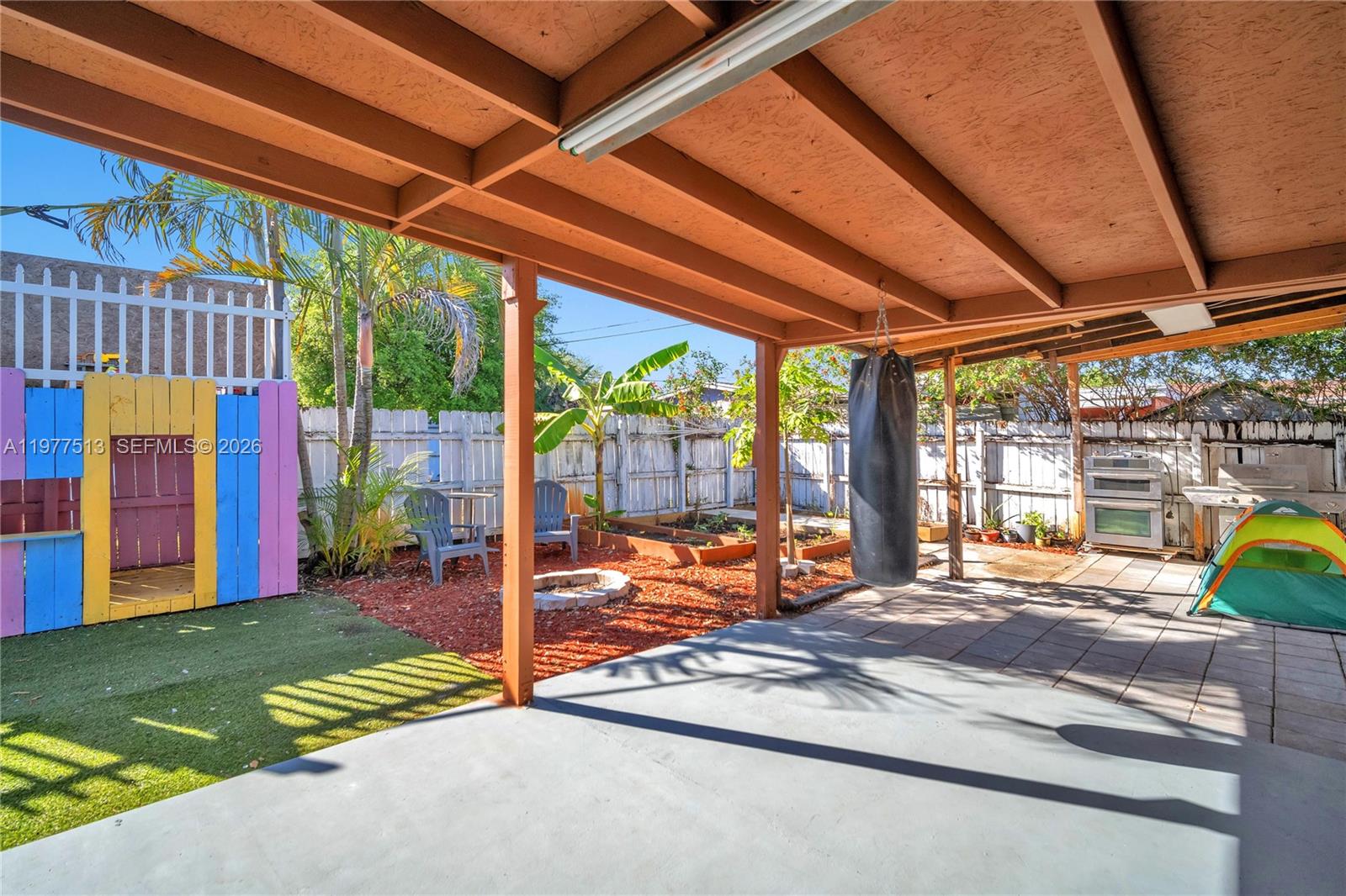 7151 Taft St Hollywood, FL 33024