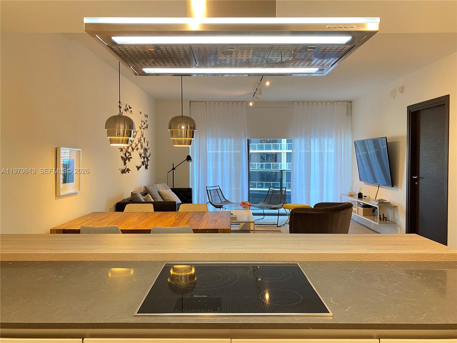 image Brickell Flatiron6