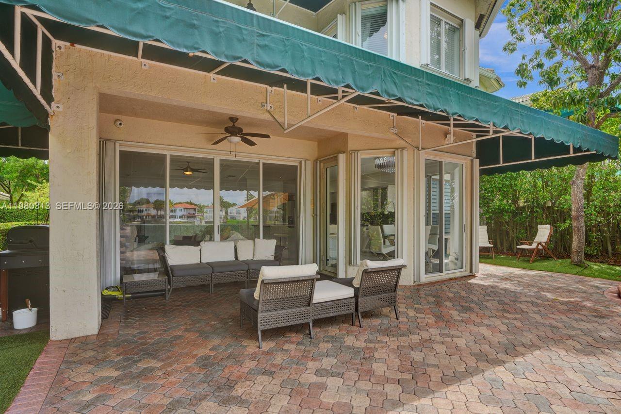 11008 NW 73rd St Doral, FL 33178