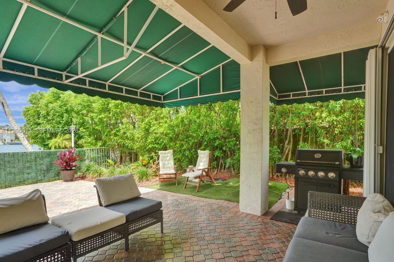 11008 NW 73rd St Doral, FL 33178