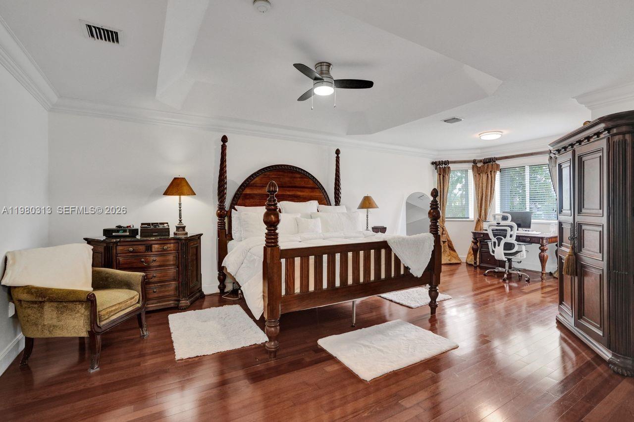 11008 NW 73rd St Doral, FL 33178