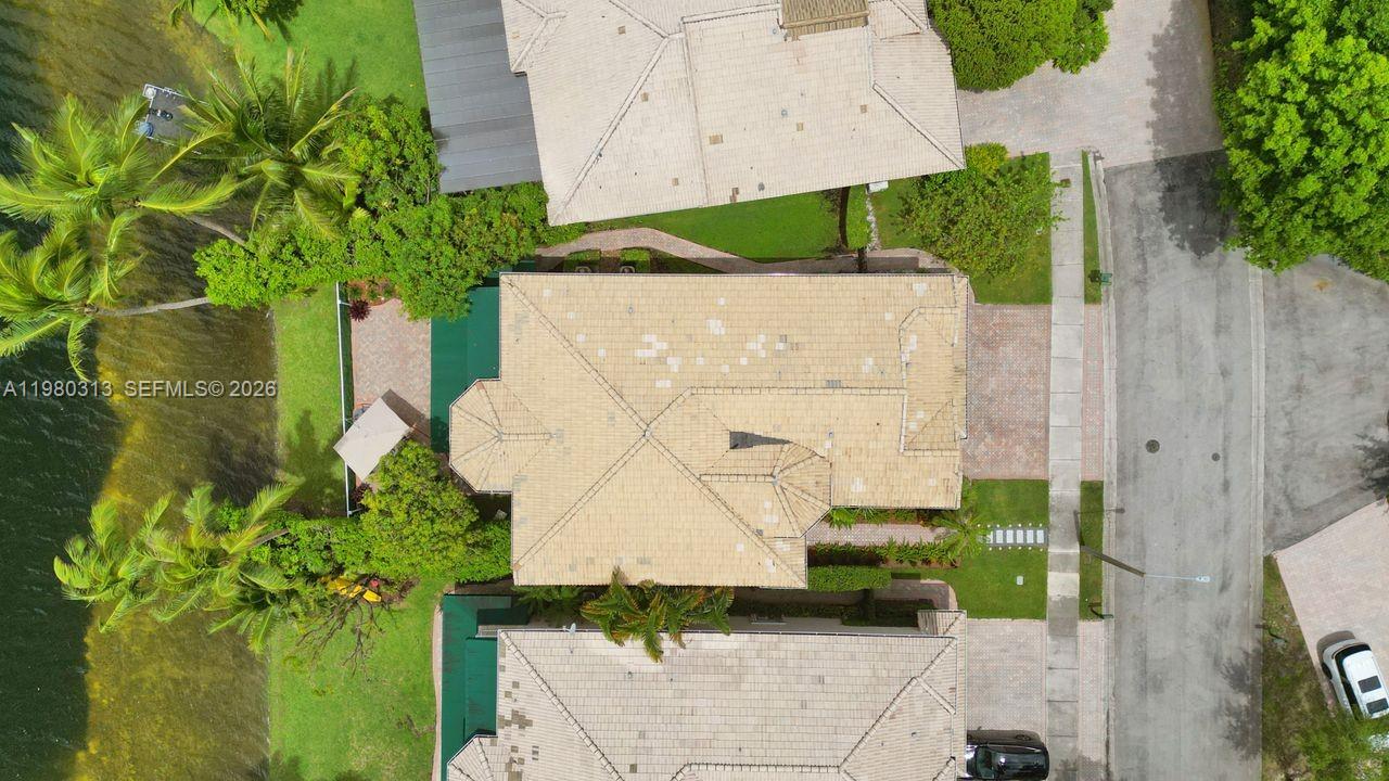 11008 NW 73rd St Doral, FL 33178