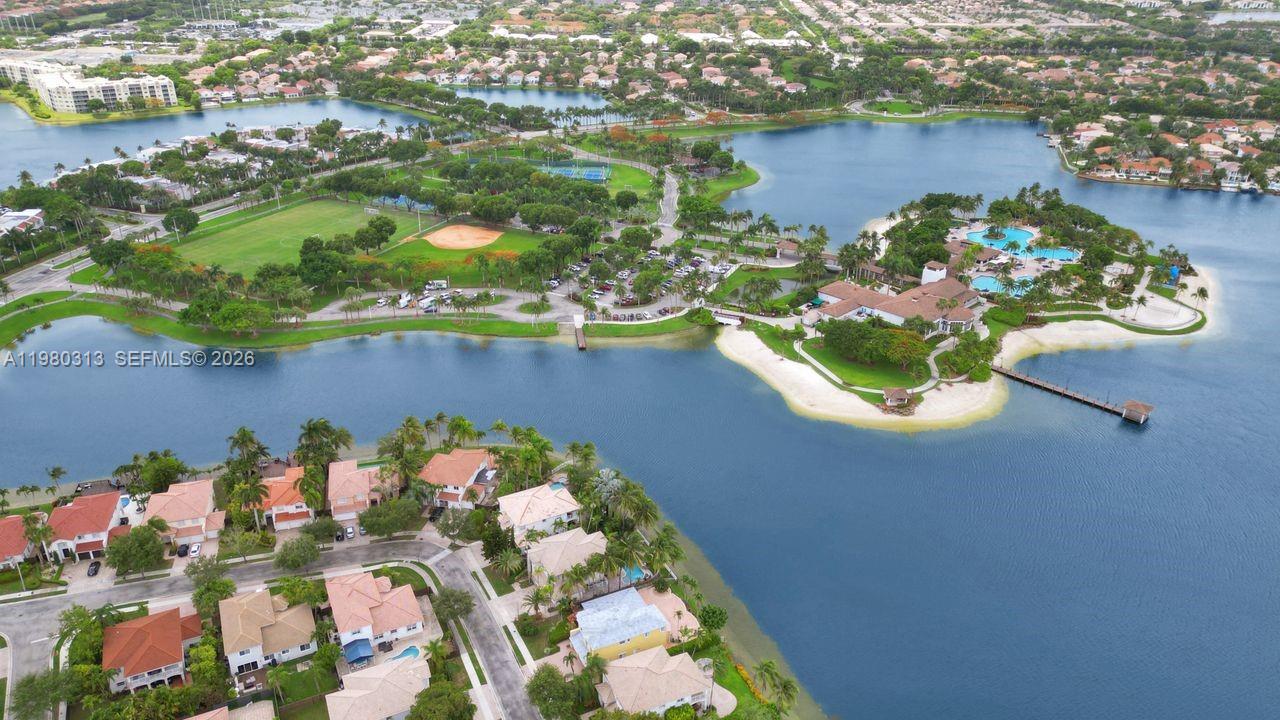 11008 NW 73rd St Doral, FL 33178