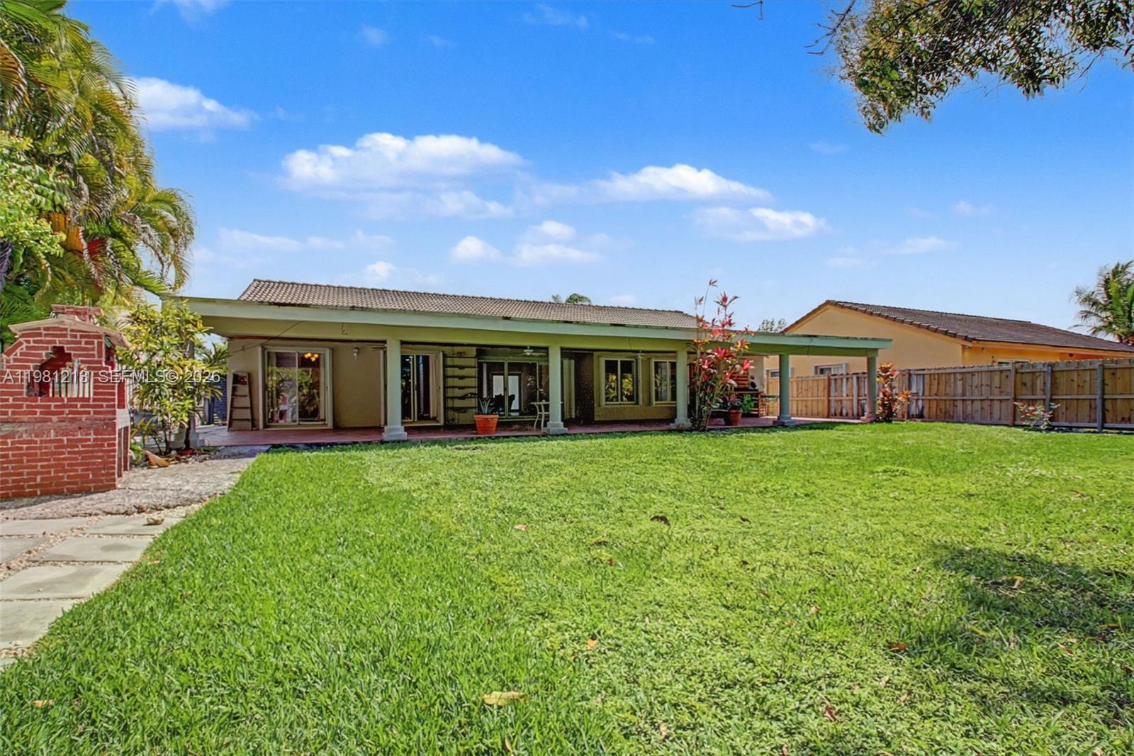 19920 Cutler Ct Cutler Bay, FL 33189