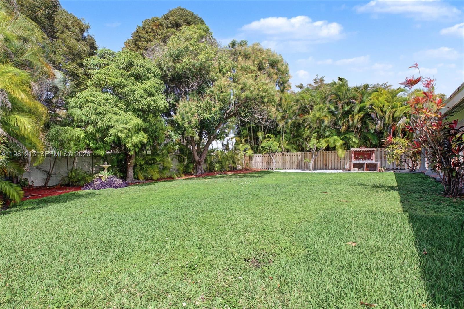 19920 Cutler Ct Cutler Bay, FL 33189