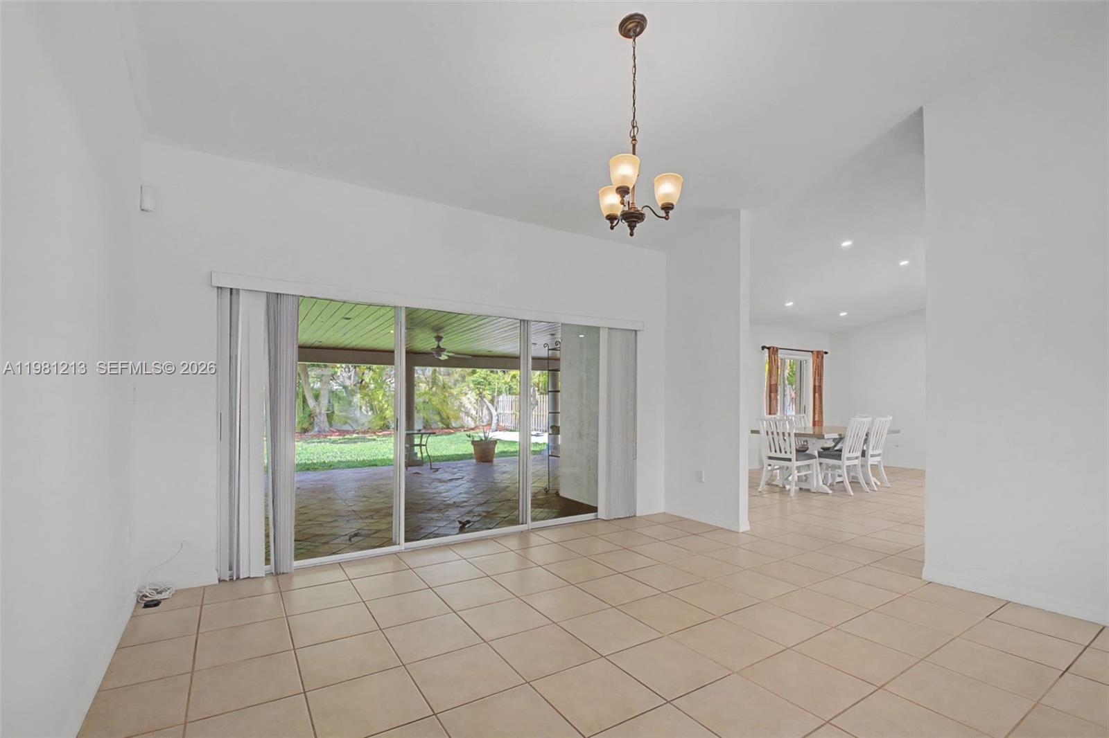 19920 Cutler Ct Cutler Bay, FL 33189