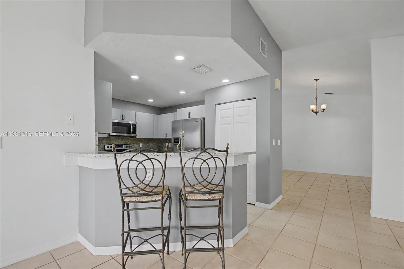 19920 Cutler Ct Cutler Bay, FL 33189