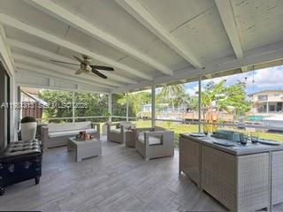 2525 Tortugas Ln Fort Lauderdale, FL 33312