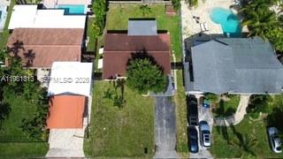 2525 Tortugas Ln Fort Lauderdale, FL 33312