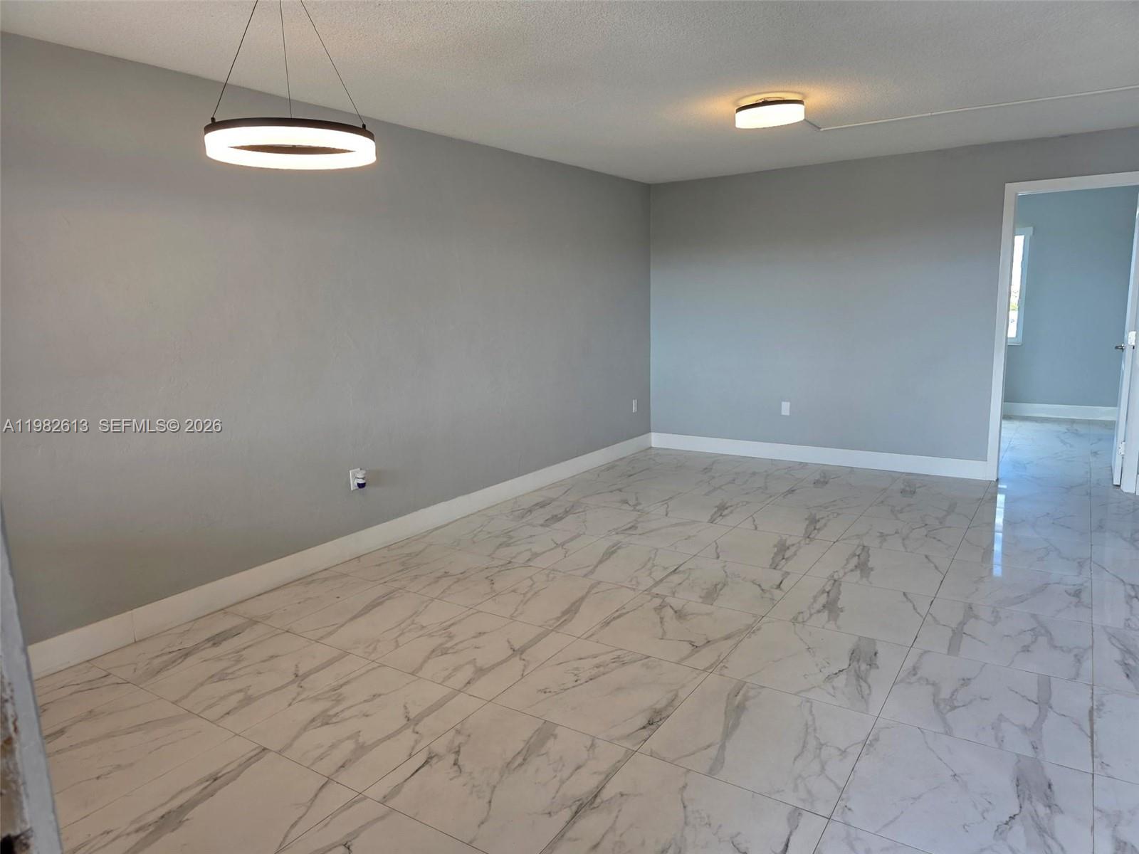 6575 W 4th Ave #507 B Hialeah, FL 33012