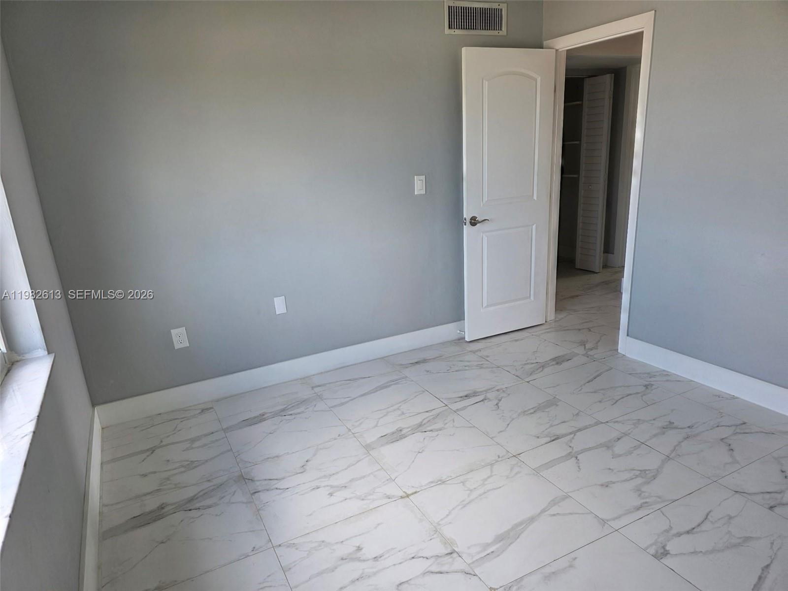 6575 W 4th Ave #507 B Hialeah, FL 33012