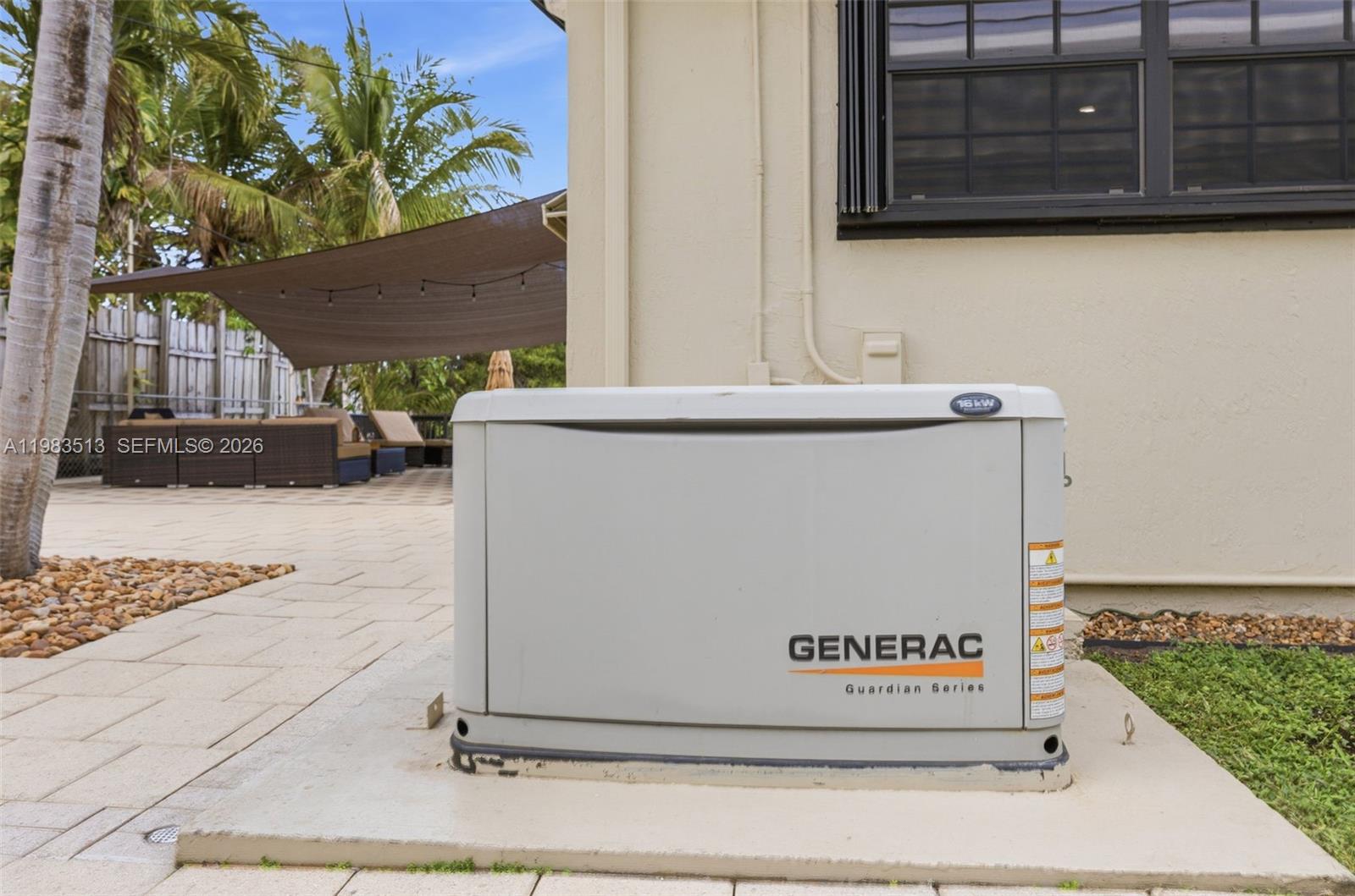 2485 NE 214th St Miami, FL 33180